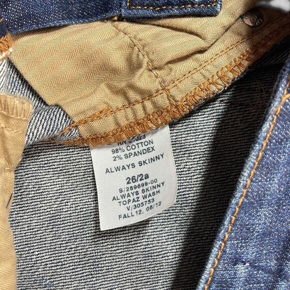 Gap 1969 Always Skinny Jeans Women’s Size 26 /2a Dark Wash Distressed Denim - Picture 9 of 13